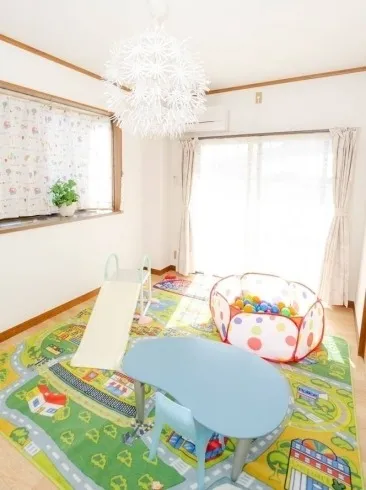 キッズルーム完備☆忙しい子育て中のママも通いやすいです。